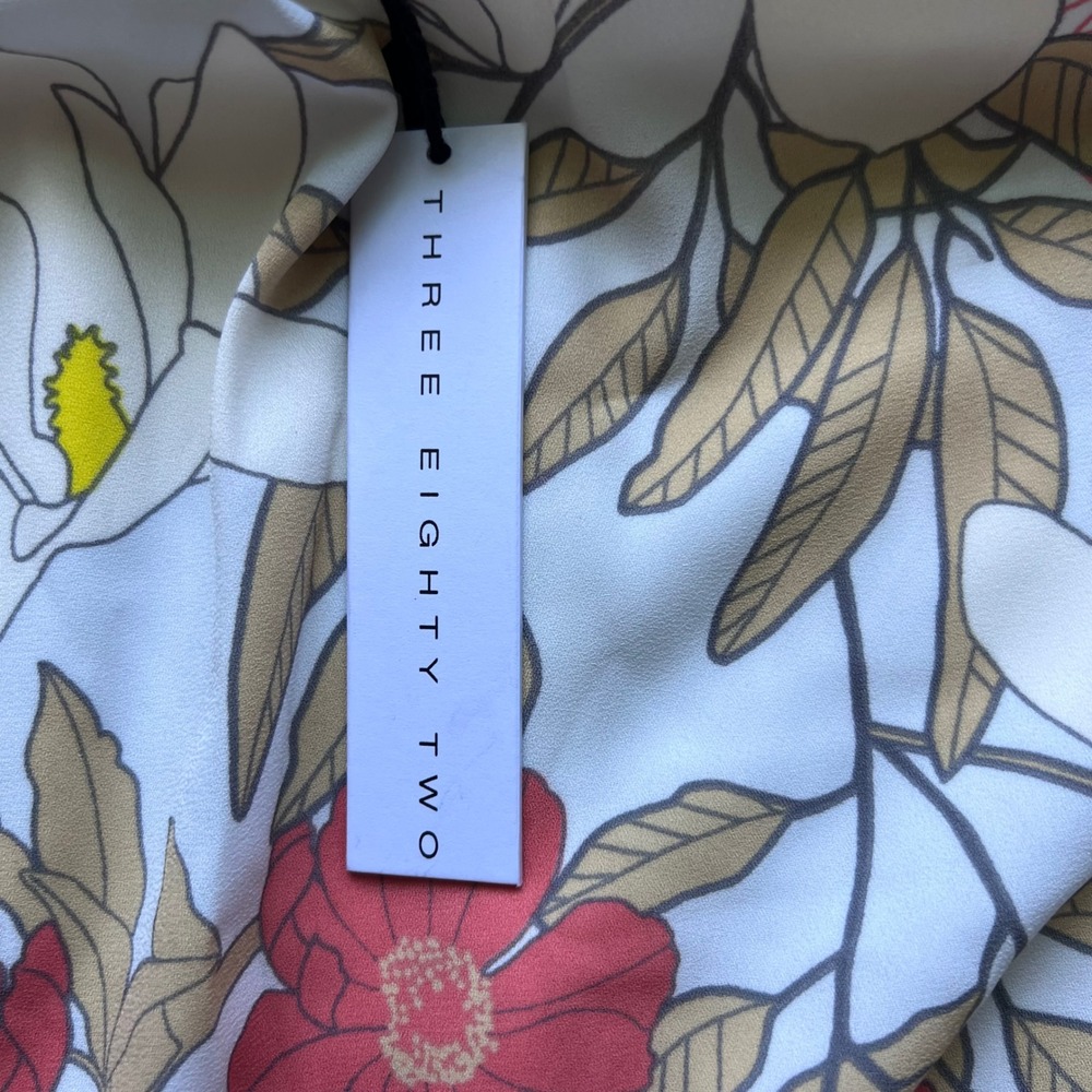 Three Eighty Two Floral Off Shoulder Ruffle Blouse White Red Size  Large NEW - Picture 11 of 12